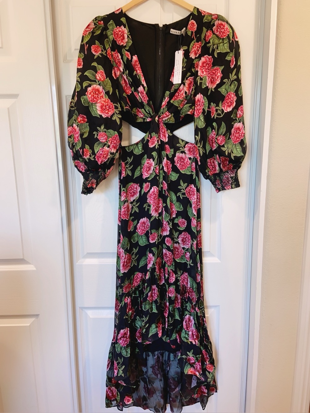 NWT $795 Alice + Olivia Katia Twist-Front Cutout Maxi Dress - Picture 9 of 14